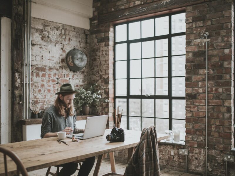 The Top Seven Pros and Cons of the Office